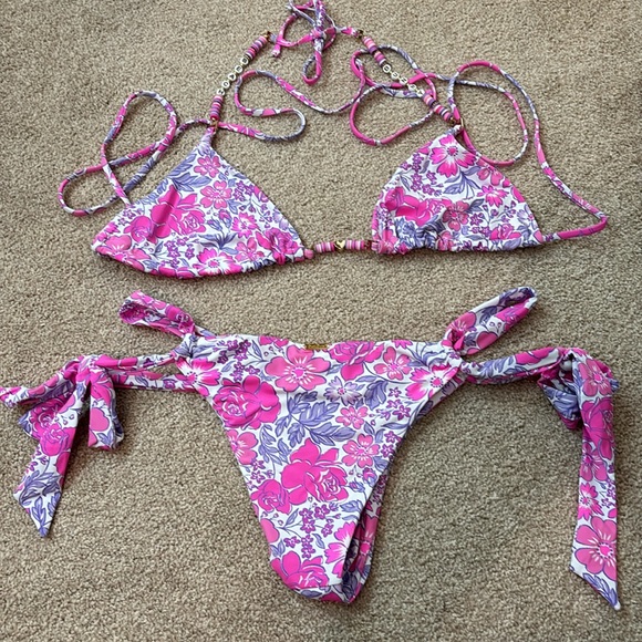 NWT BEACH BUNNY BIKINI TOP & BOTTOM - Picture 14 of 14